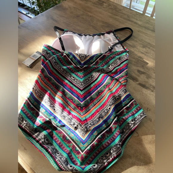 Cute Multi-Colored Jantzen One Piece Bathing Suit. Size 12, NWT - Picture 5 of 10